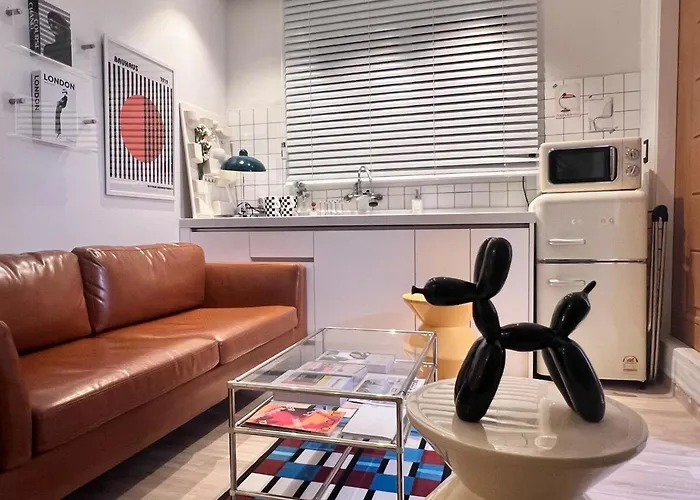 Retro Flowㅡmellow 2 Apartment Seoul
